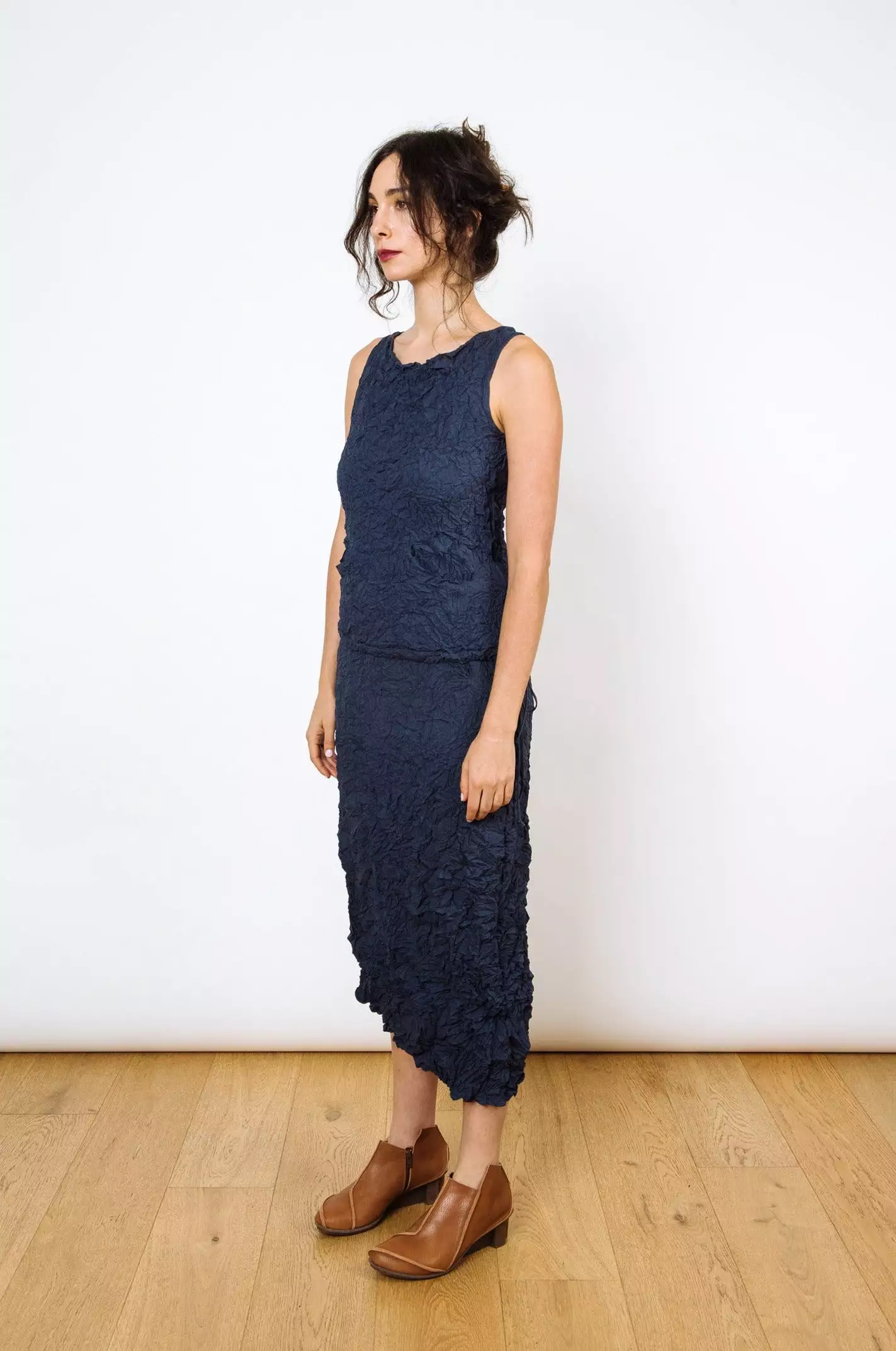 Moth Asymmetrical Long Skirt | Navy