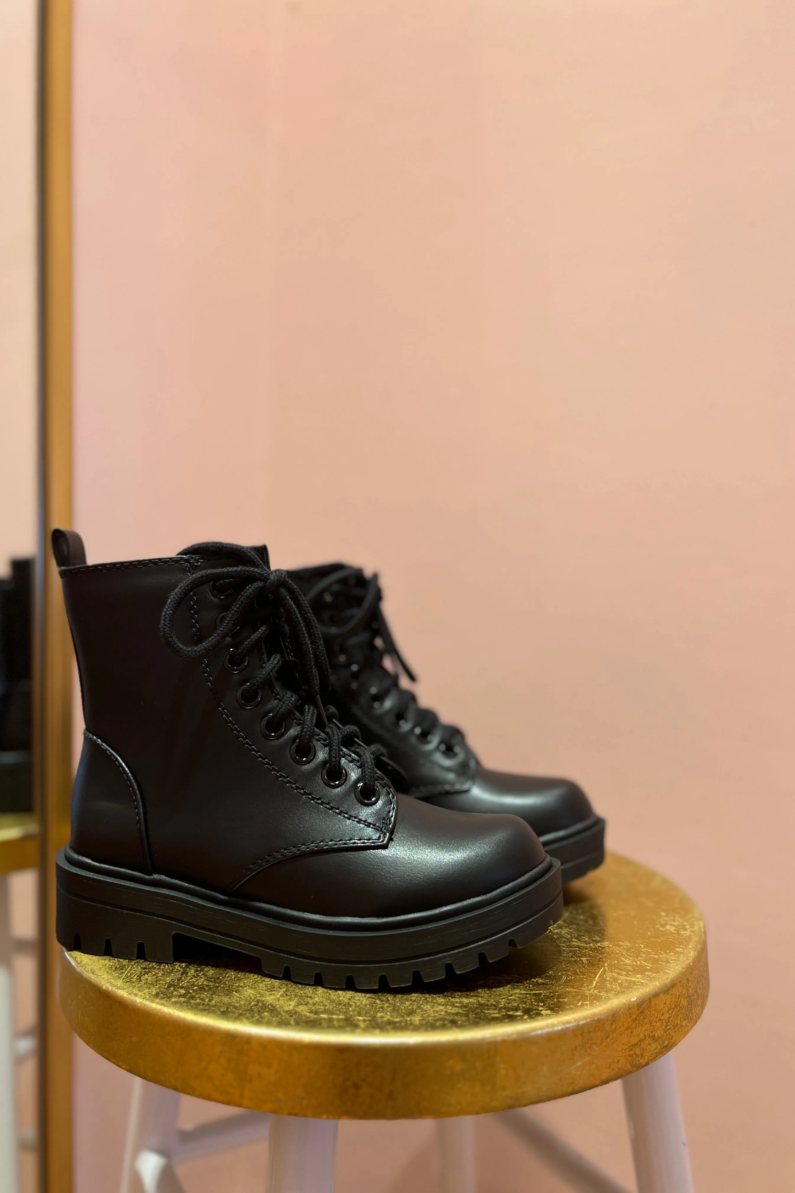 Rendezvous Combat Boot ~ Black