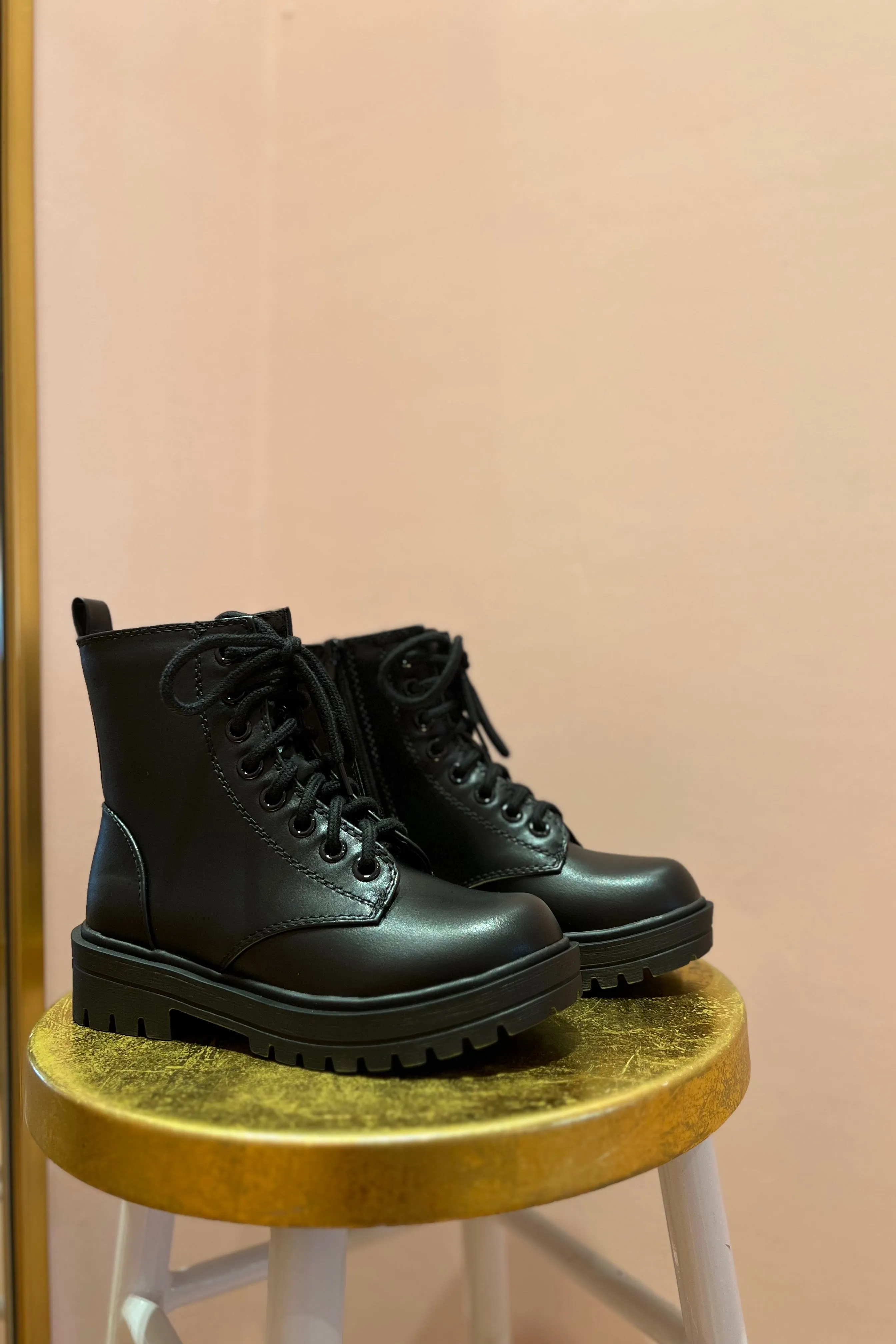 Rendezvous Combat Boot ~ Black