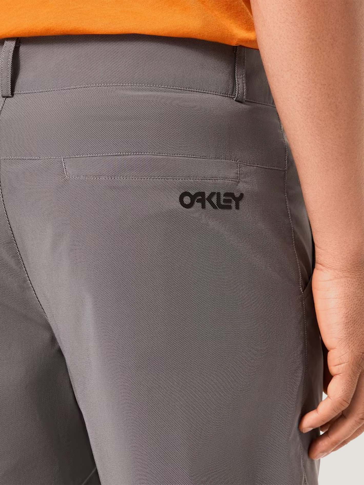 SHORT OAKLEY HOMBRE PIERSIDE 19 RC HYBRID SHORT