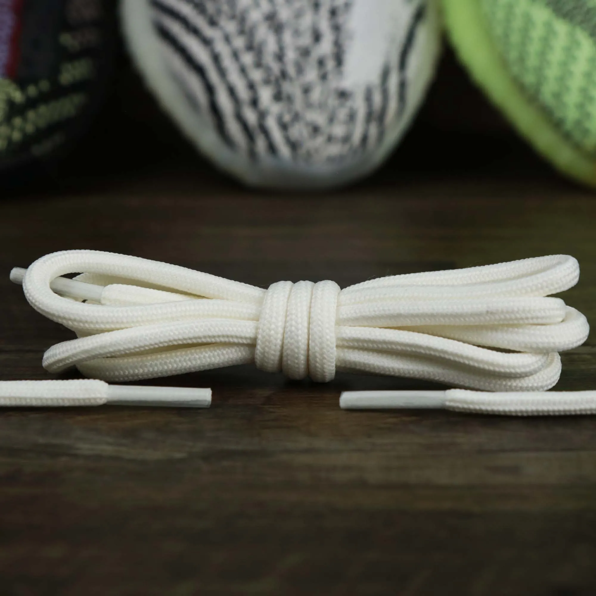 Solid Rope White Shoelaces with White Aglets | 120cm Capswag